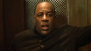 Final de 'O Sétimo Guardião': padre fica chocado ao descobrir identidade de assassino